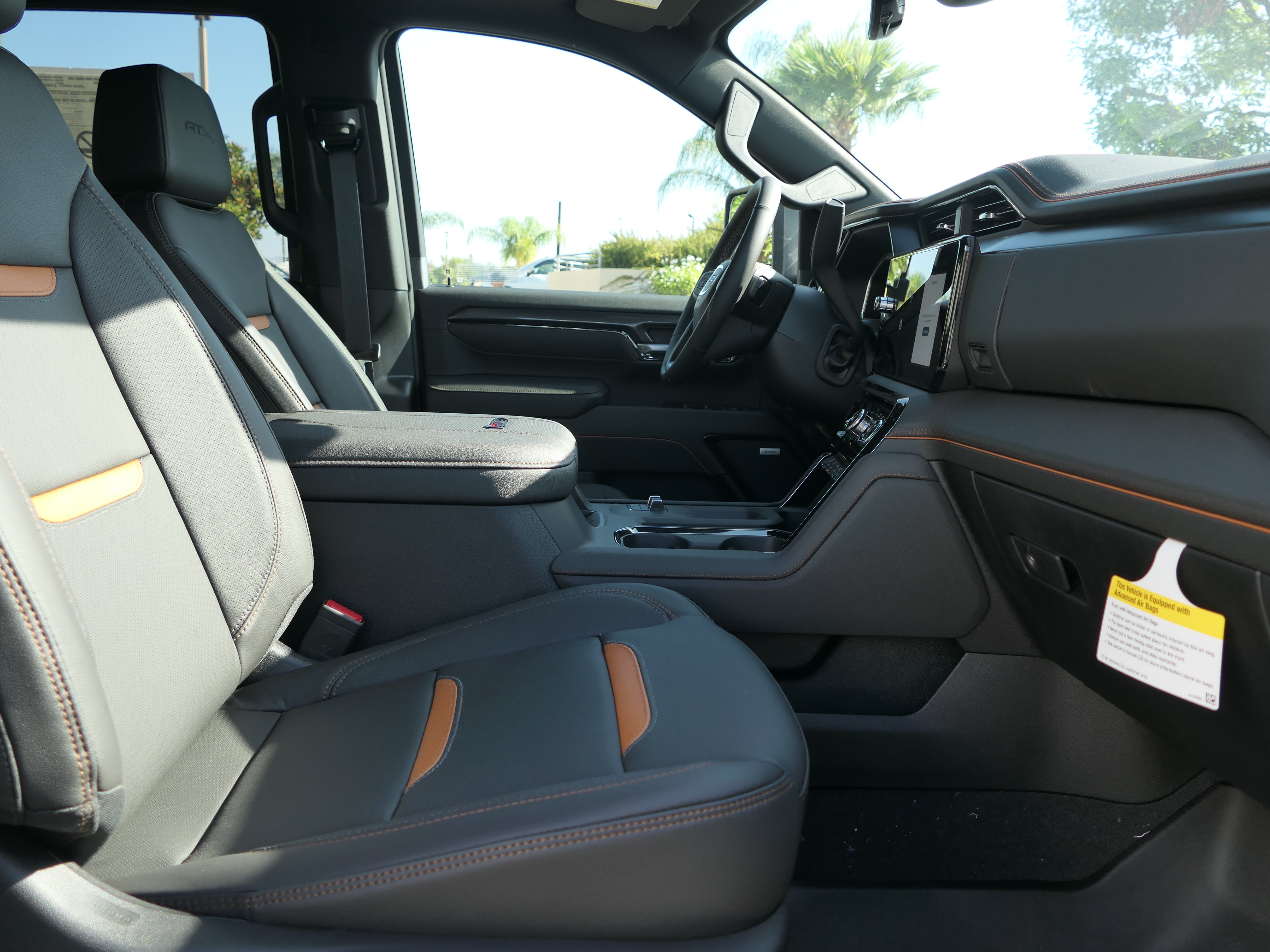 New 2026 GMC Sierra 2500 AT4 w/ AT4 Premium Plus Package AWD/4WD image 24