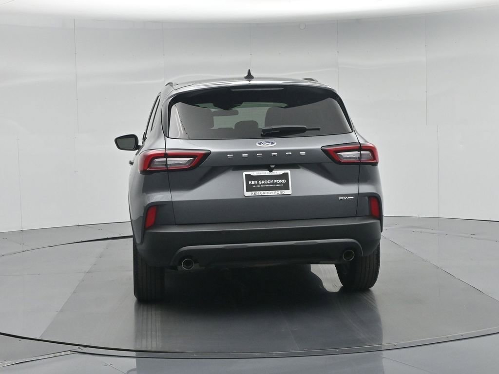 Certified 2025 Ford Escape ST-Line AWD/4WD image 36