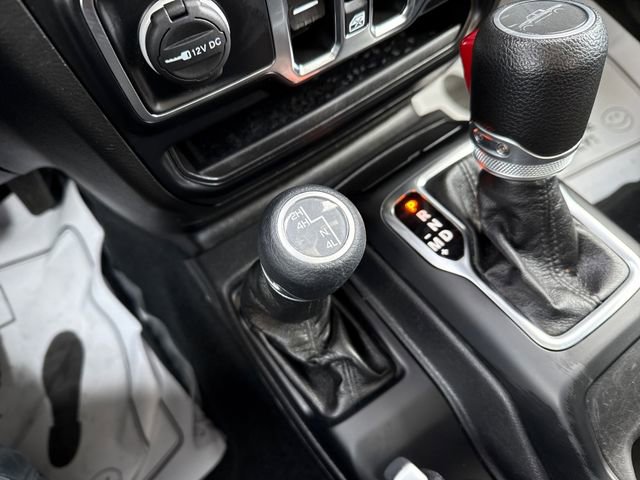 Used 2022 Jeep Gladiator Willys image 33