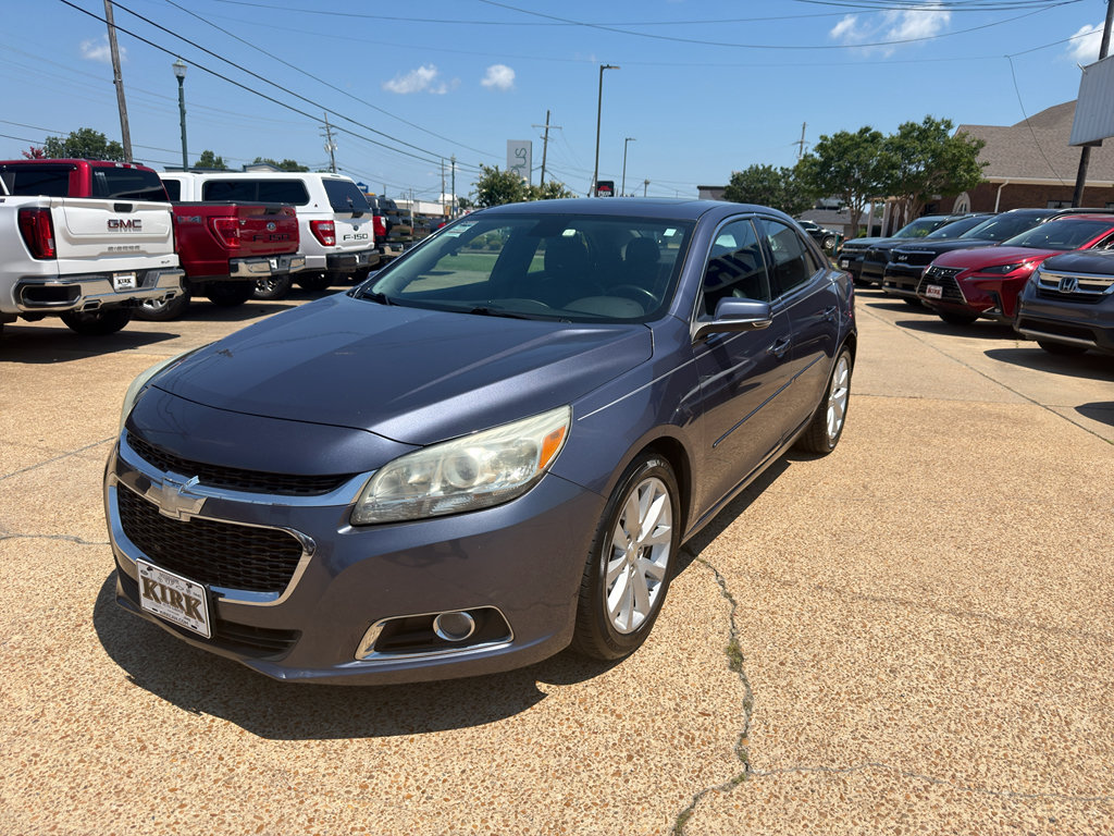 Used 2015 Chevrolet Malibu LT w/ Leather Package FWD image 1