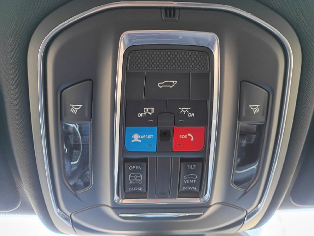 New 2027 Jeep Grand Cherokee Laredo X AWD/4WD image 17