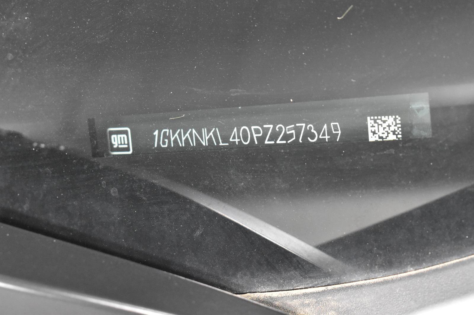 Used 2023 GMC Acadia SLE w/ Driver Convenience Package image 35