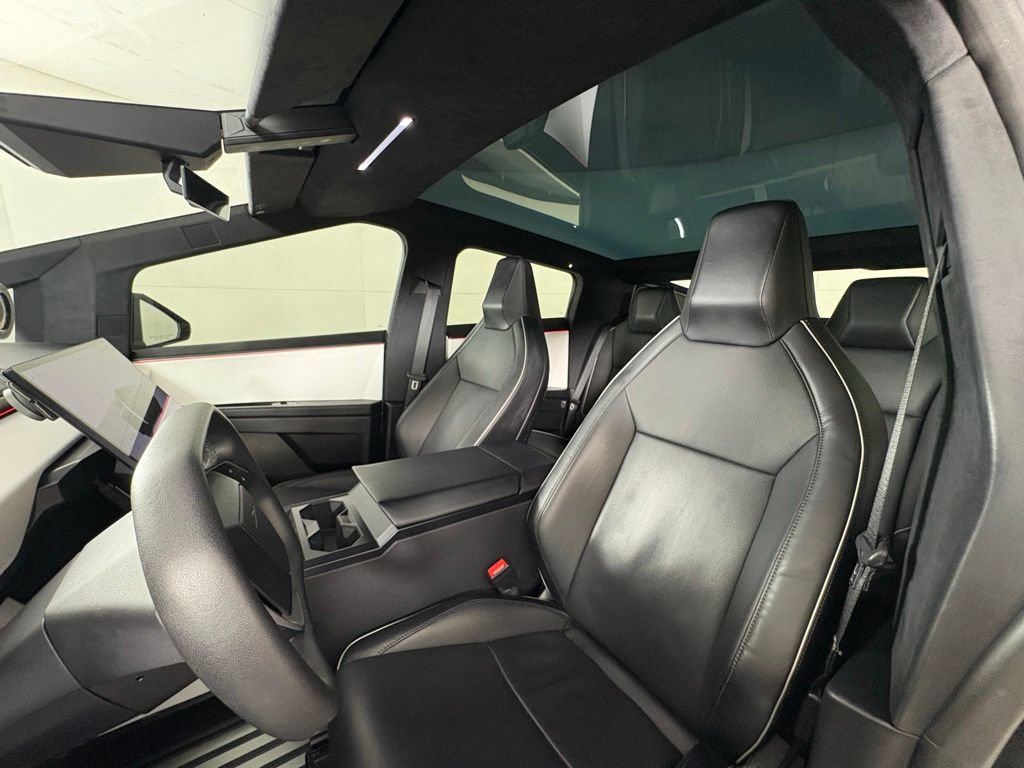 Used 2024 Tesla Cybertruck AWD Crew Cab image 30