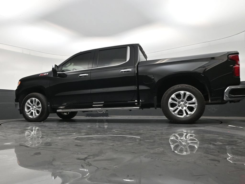 Used 2023 Chevrolet Silverado 1500 LTZ AWD/4WD image 21