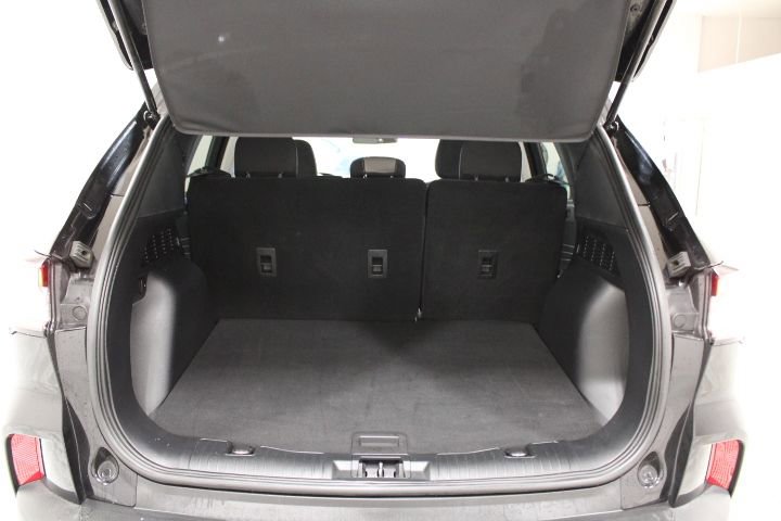 Used 2021 Ford Escape SE image 12