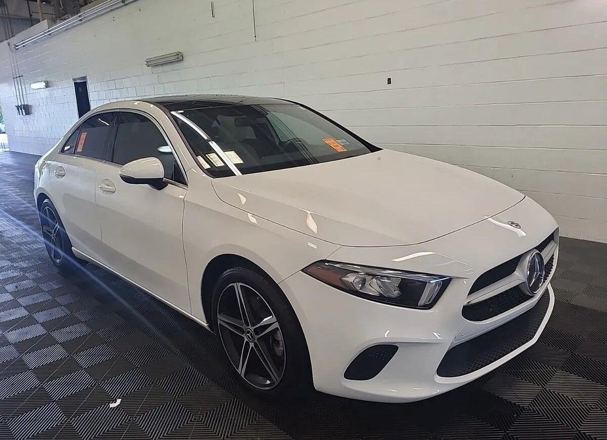 Used 2019 Mercedes-Benz A 220 image 2