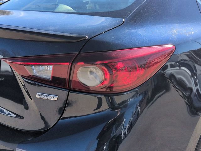 Used 2015 MAZDA MAZDA3 i Touring image 12