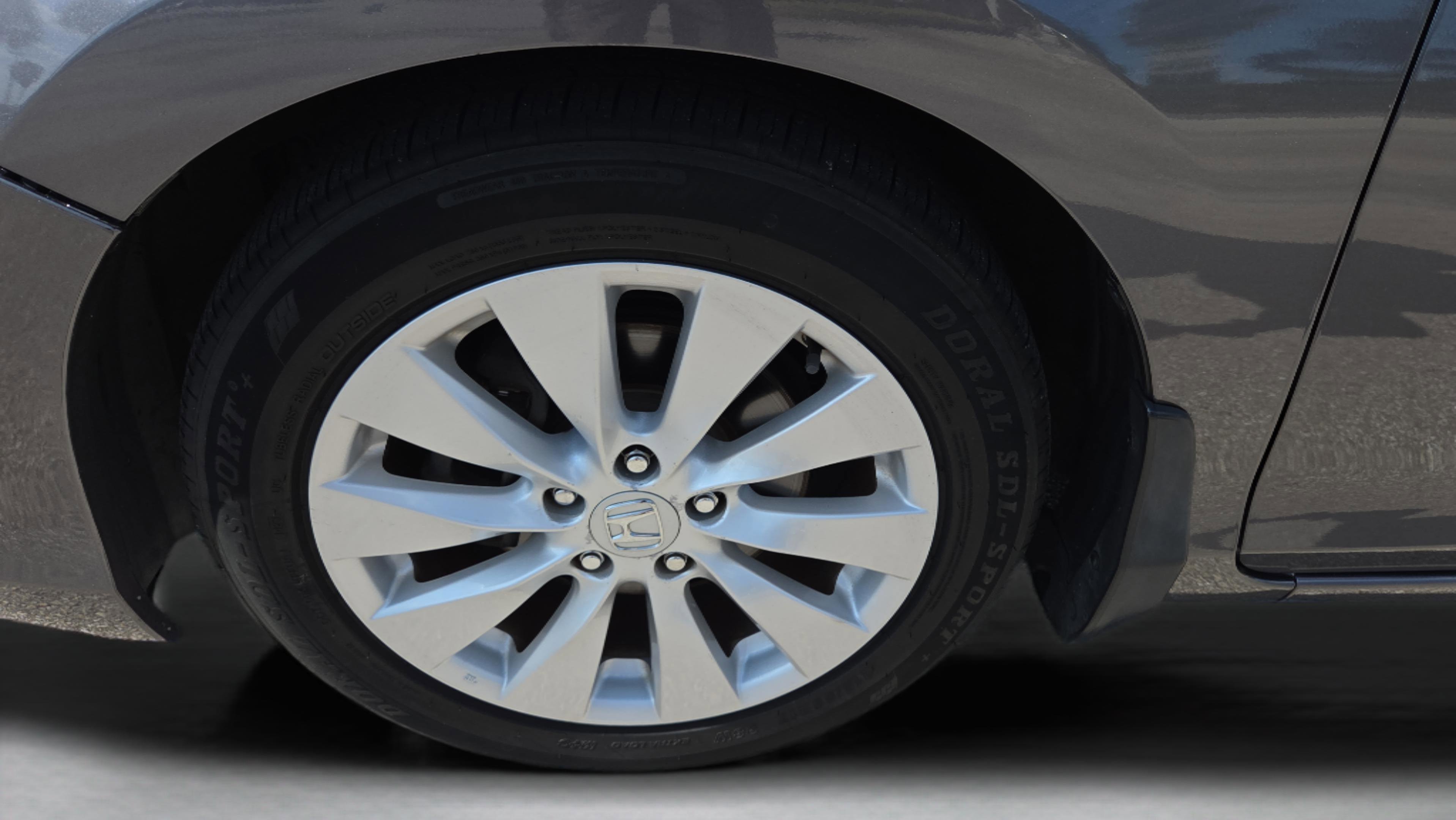 Used 2015 Honda Accord EX-L image 40