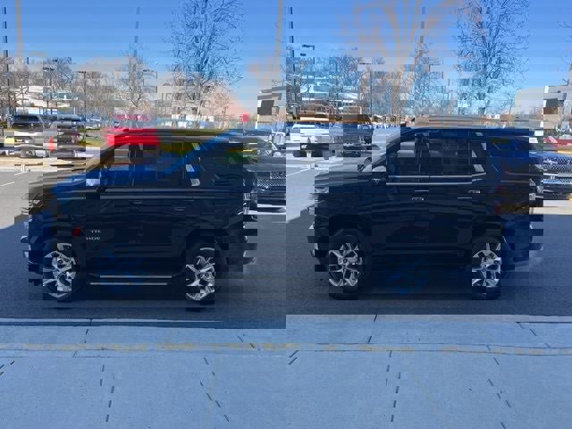 Used 2023 Chevrolet Tahoe Premier image 4