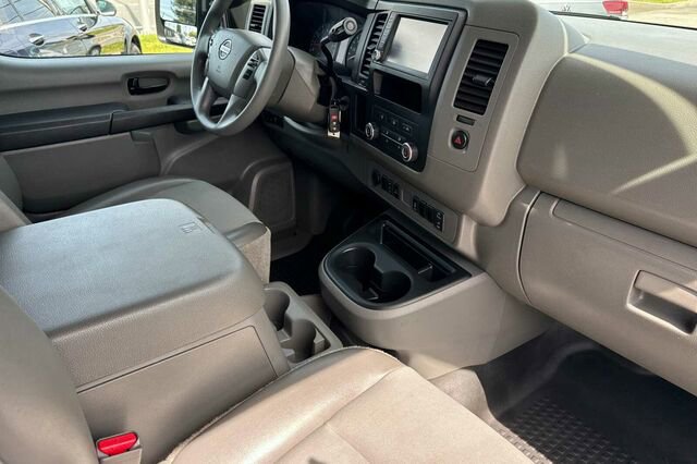 Used 2019 Nissan NV 3500 SV w/ Back Door Glass Package image 16