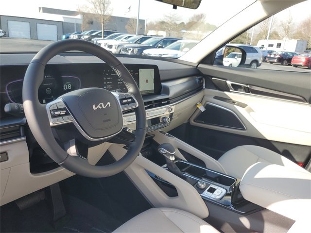 New 2025 Kia Telluride S image 13