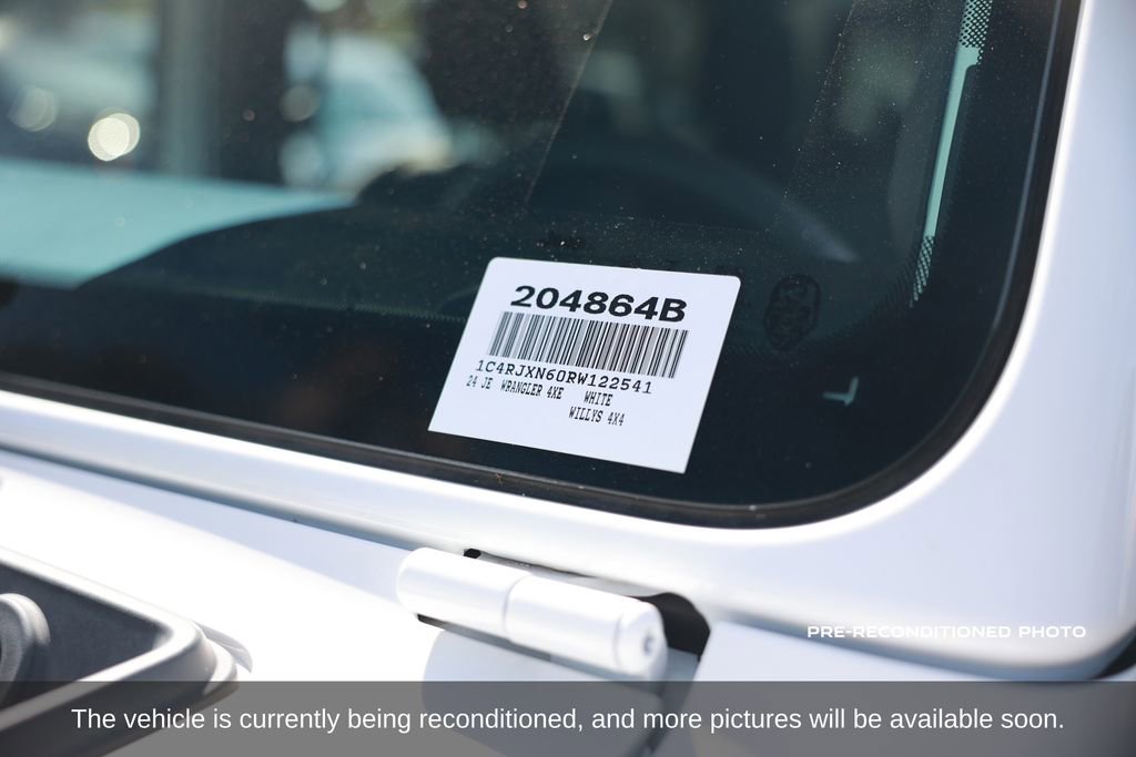 Used 2024 Jeep Wrangler Unlimited AWD/4WD image 19