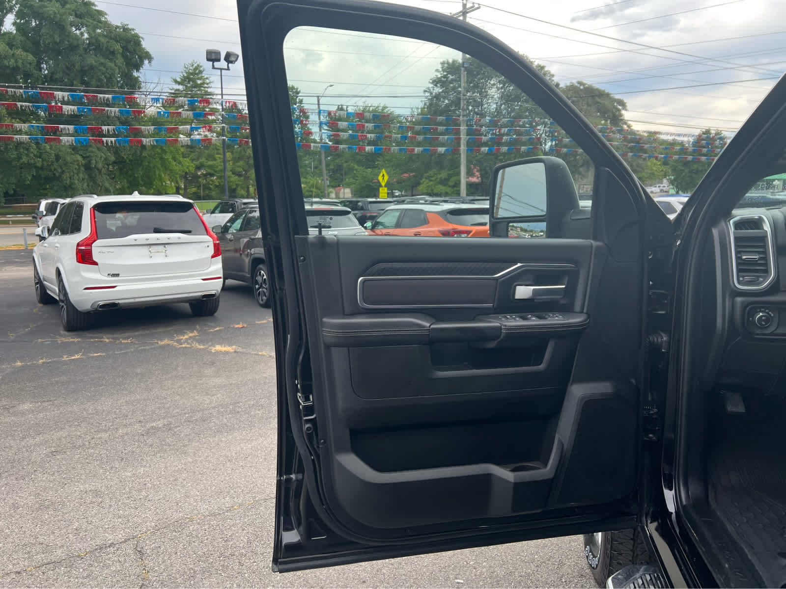 New 2025 RAM 2500 Big Horn image 15