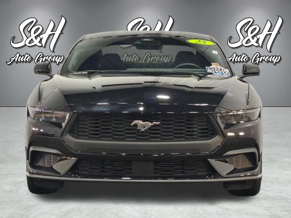 Used 2025 Ford Mustang Premium RWD image 15