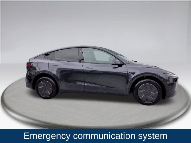 Used 2026 Tesla Model Y 2WD image 8