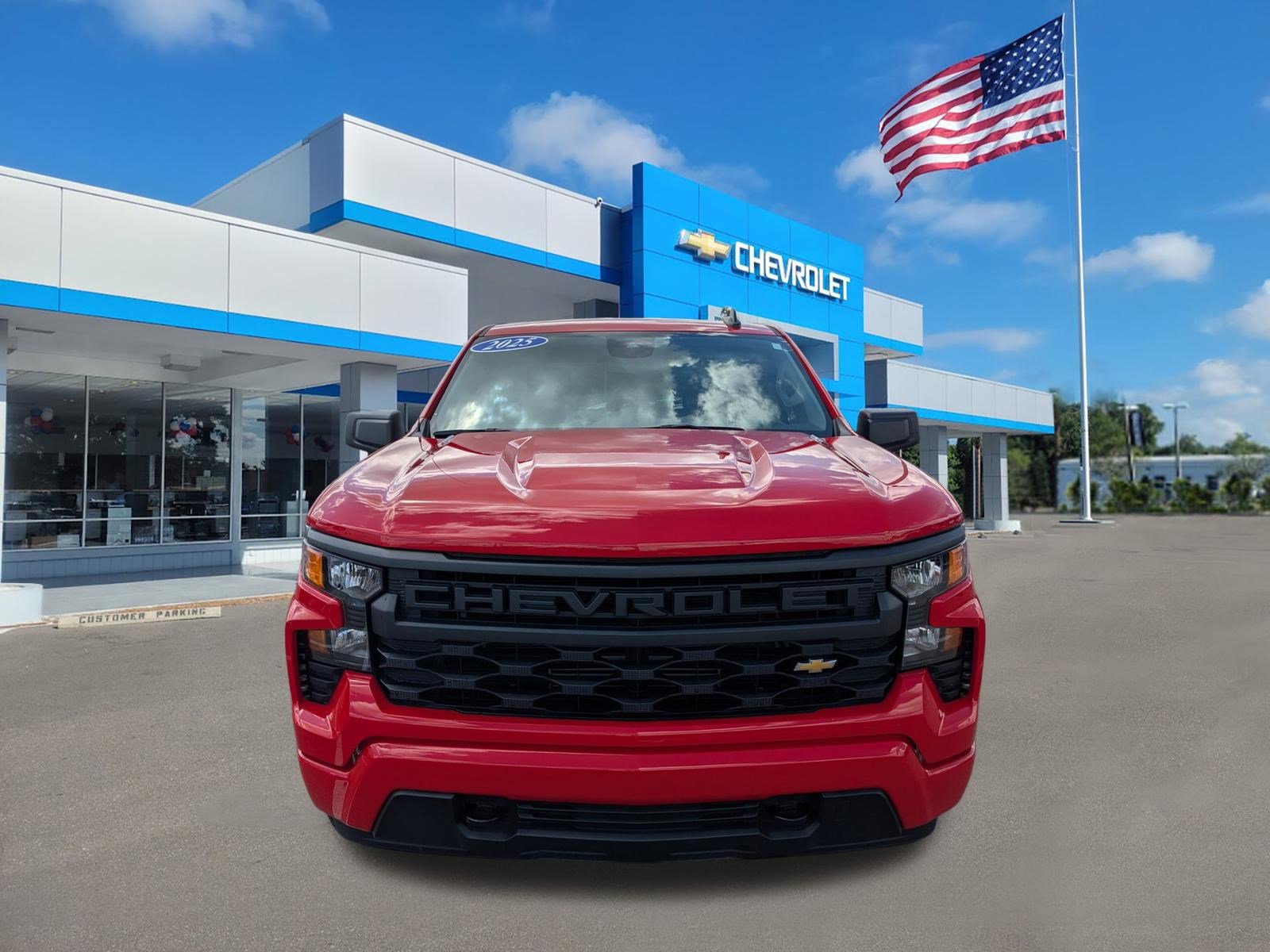 Used 2025 Chevrolet Silverado 1500 Custom image 2