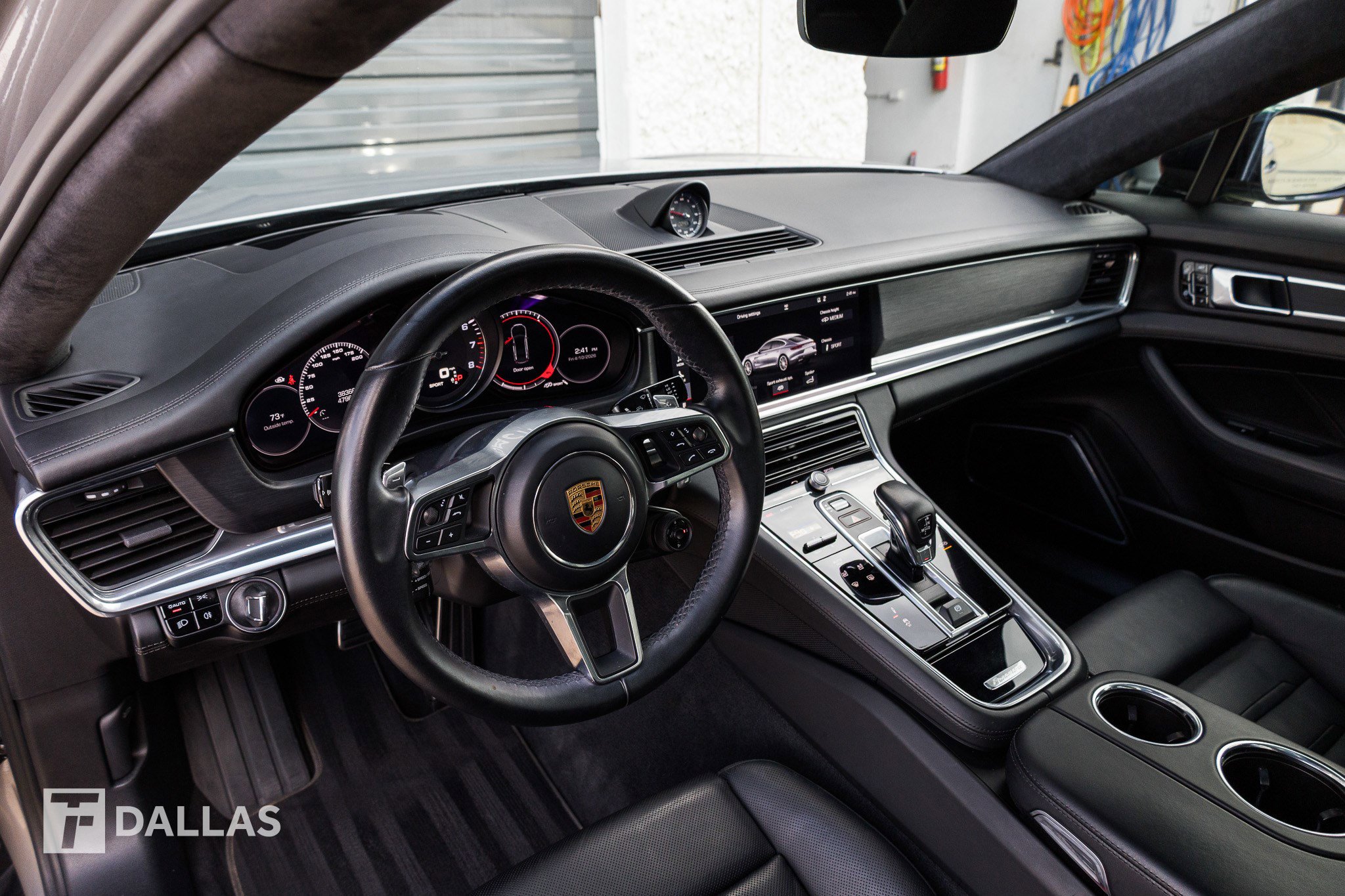 Used 2020 Porsche Panamera GTS image 22
