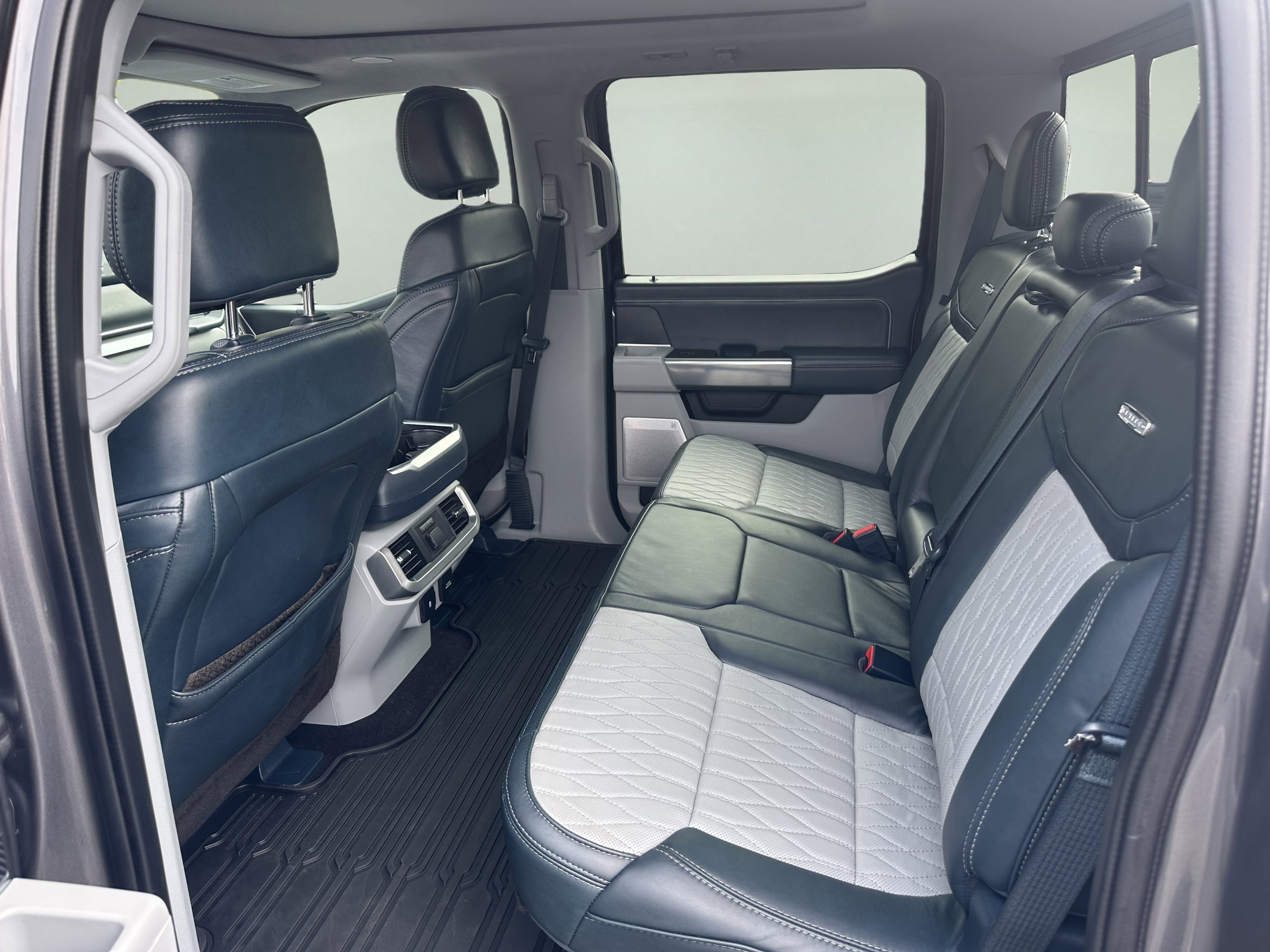 Used 2021 Ford F150 Limited image 10