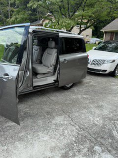 Used 2012 Nissan Quest SV w/ Value Cargo Pkg FWD image 5