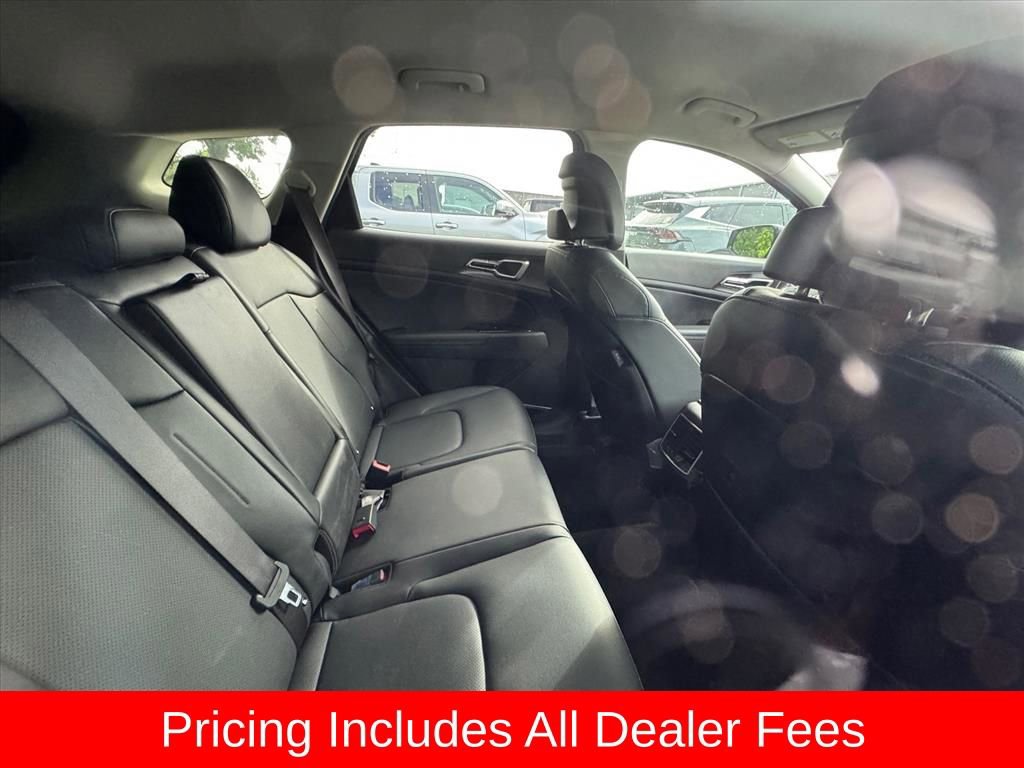 Certified 2023 Kia Sportage EX AWD/4WD image 4