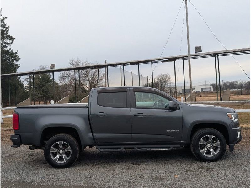 Used 2016 Chevrolet Colorado Z71 w/ LPO, Gearon Divider Package image 8