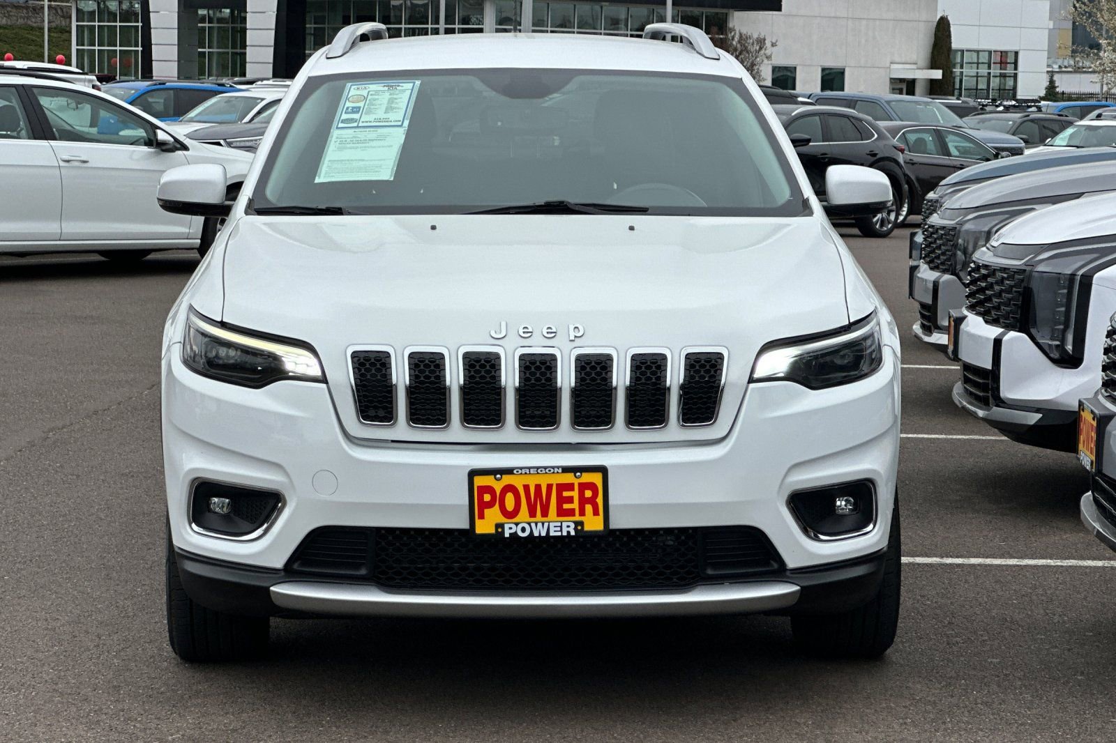 Used 2019 Jeep Cherokee Limited image 9