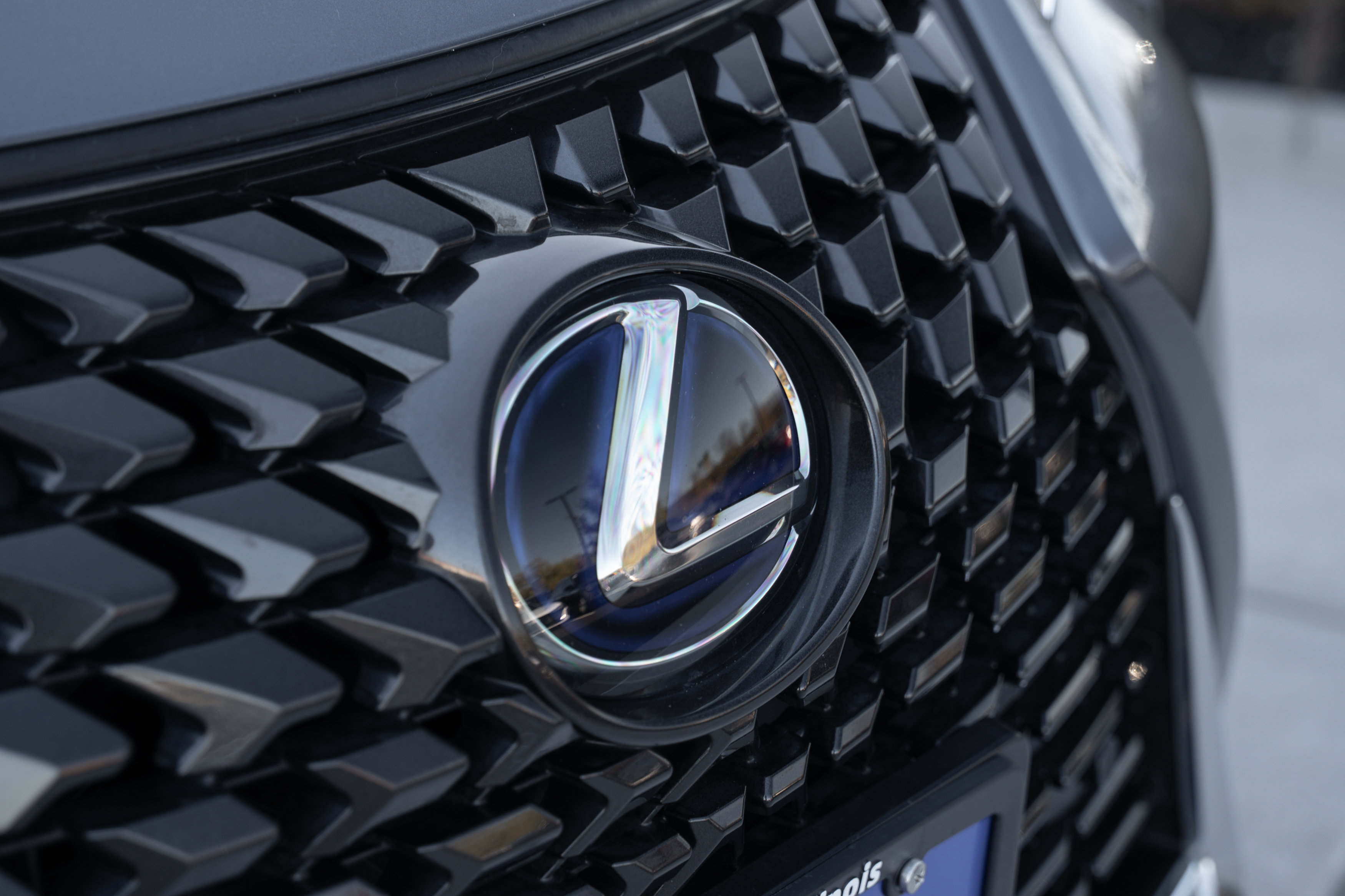 Used 2020 Lexus UX 250h w/ Premium Package image 32