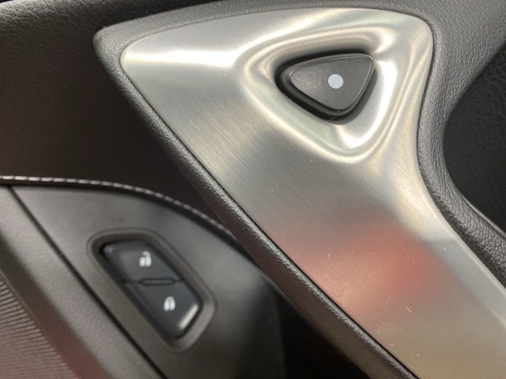 Used 2016 Chevrolet Corvette Stingray Coupe w/ 2LT Preferred Equipment Group RWD image 16