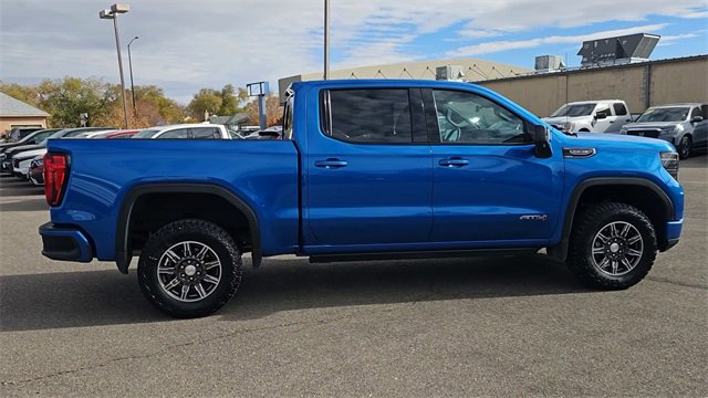 Used 2024 GMC Sierra 1500 AT4 w/ Technology Package image 9