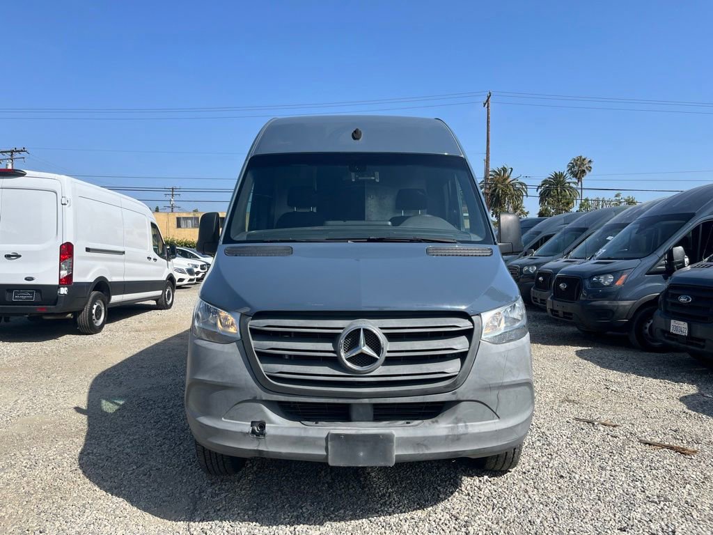 Used 2019 Mercedes-Benz Sprinter 170 image 2