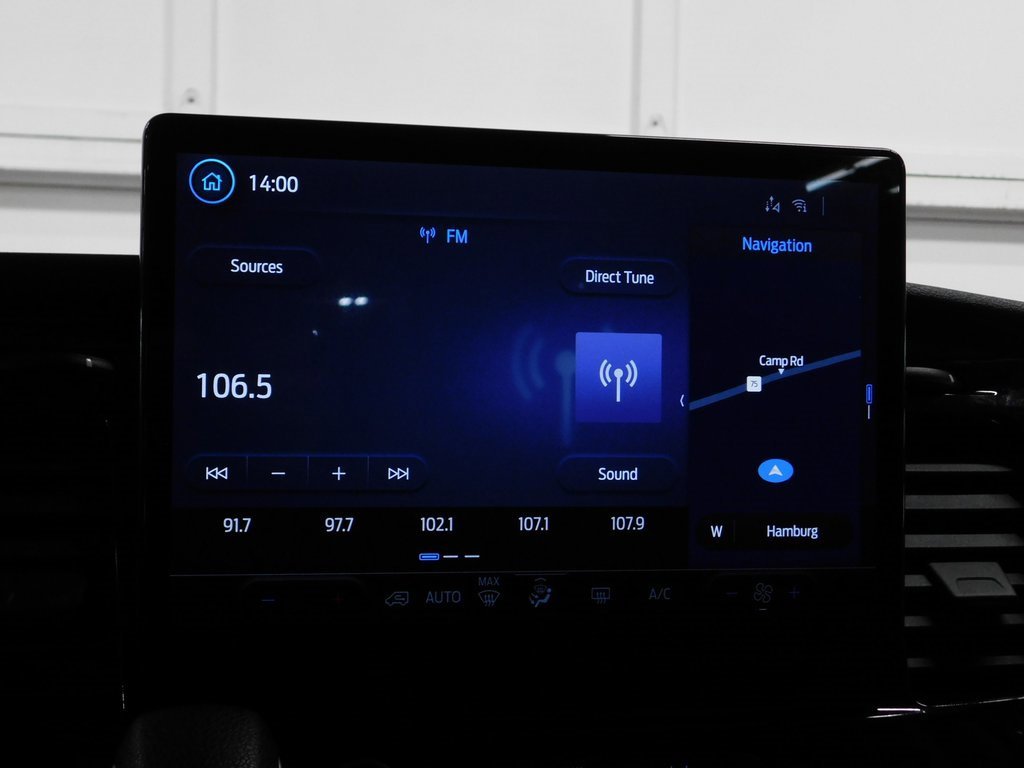 Used 2023 Ford Transit 350 XLT image 75