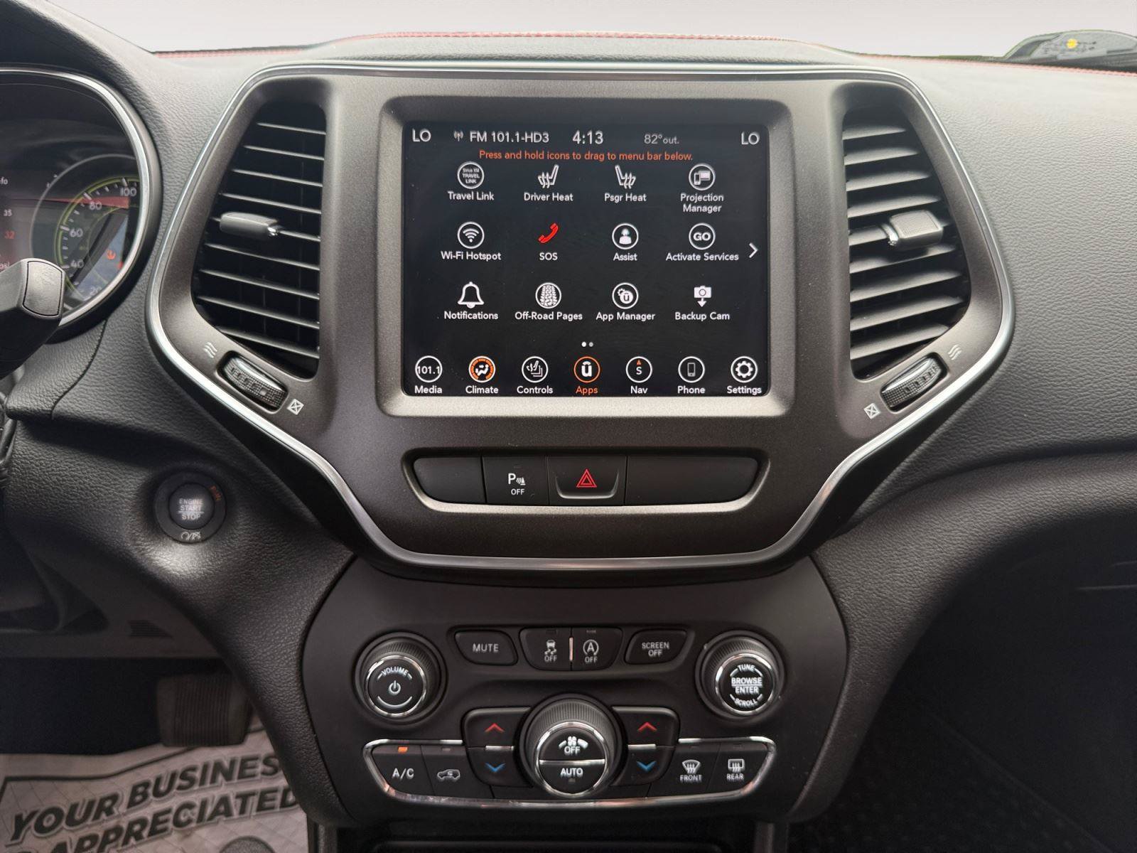 Used 2021 Jeep Cherokee Trailhawk w/ Comfort & Convenience Group AWD/4WD image 14