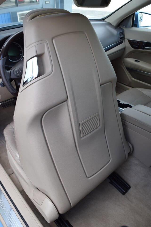 Used 2011 Mercedes-Benz E 350 Cabriolet image 34