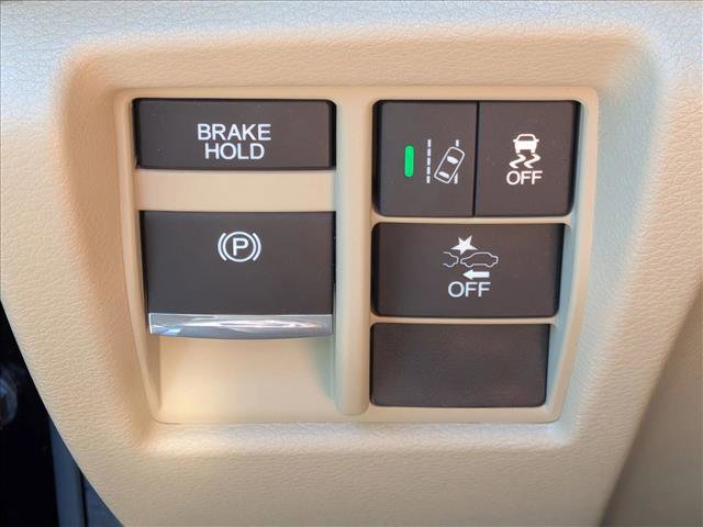 Used 2020 Acura MDX FWD image 17