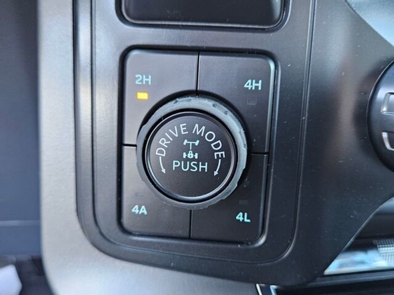 New 2025 Ford F150 Lariat image 22