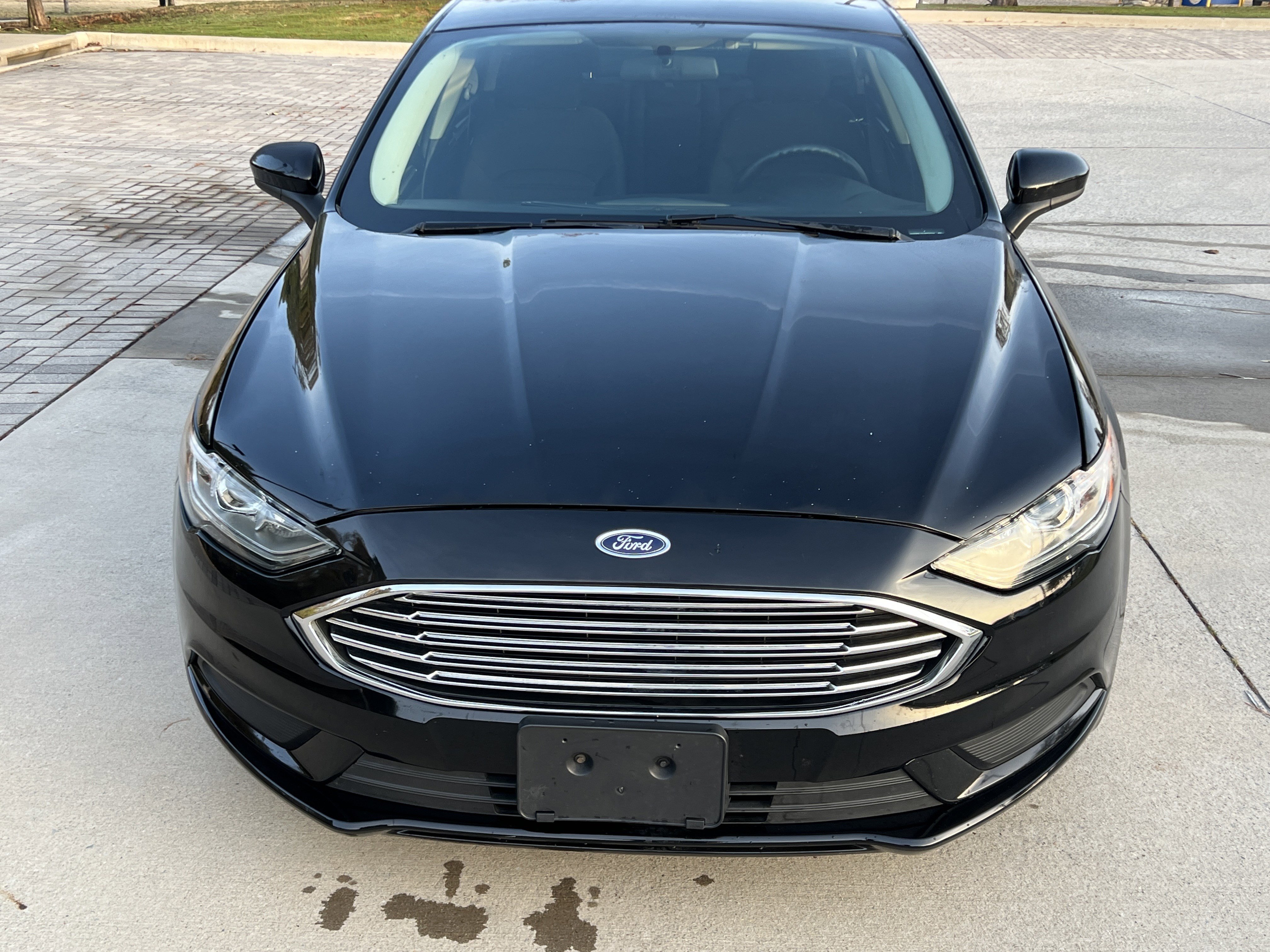 Used 2018 Ford Fusion SE image 3
