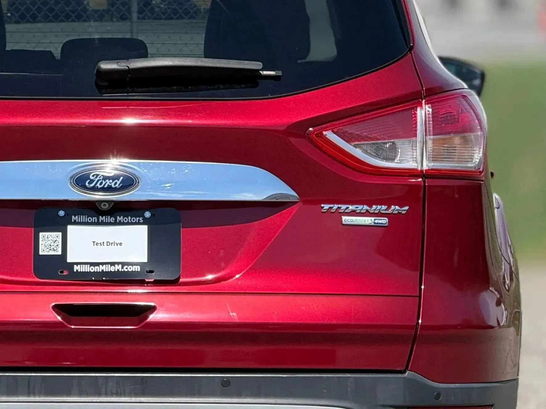 Used 2015 Ford Escape Titanium image 14