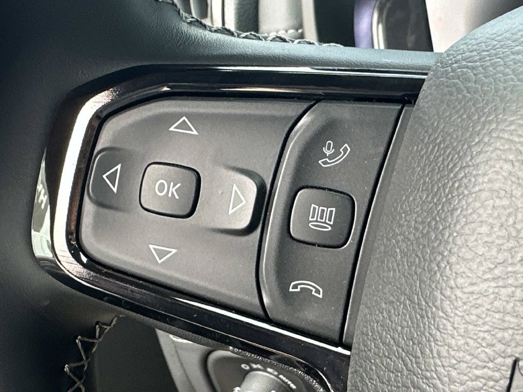 New 2026 RAM 3500 Limited AWD/4WD image 27