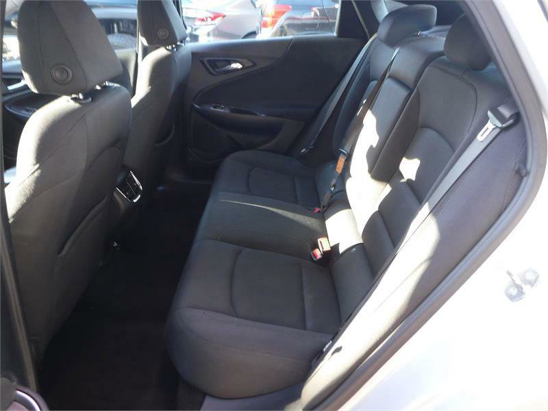 Used 2022 Chevrolet Malibu LT image 6