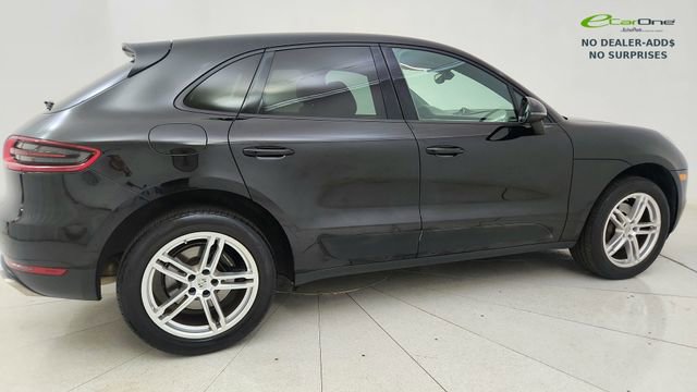 Used 2018 Porsche Macan AWD/4WD image 6