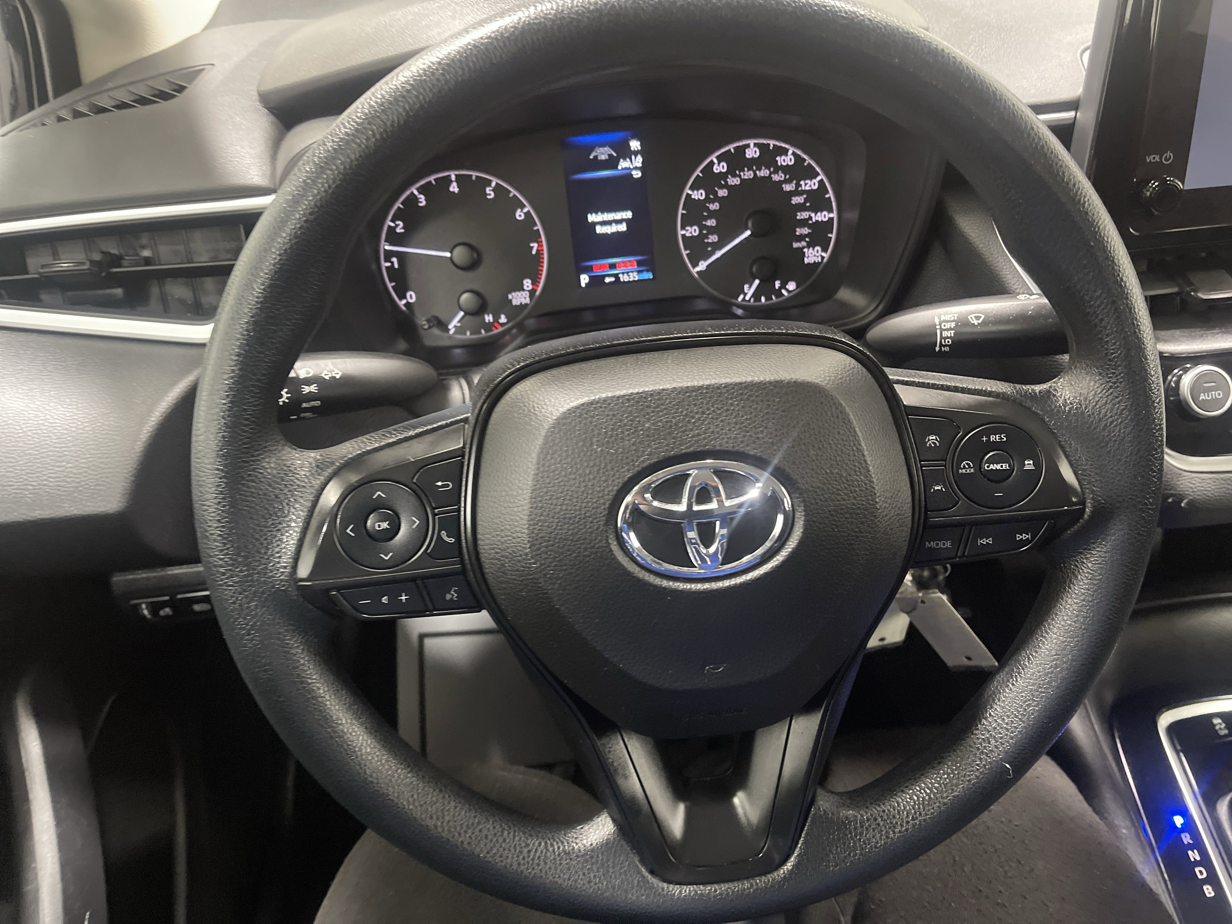 Used 2024 Toyota Corolla LE image 29