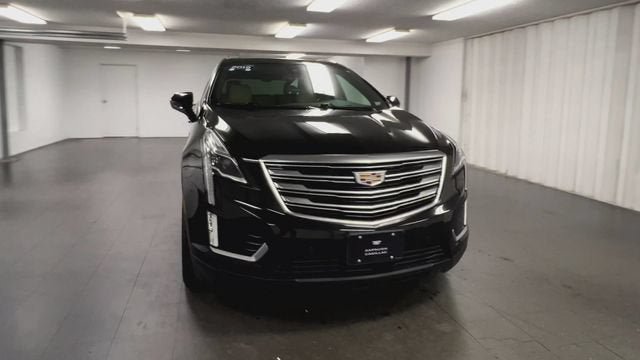 Certified 2019 Cadillac XT5 Premium Luxury FWD image 3