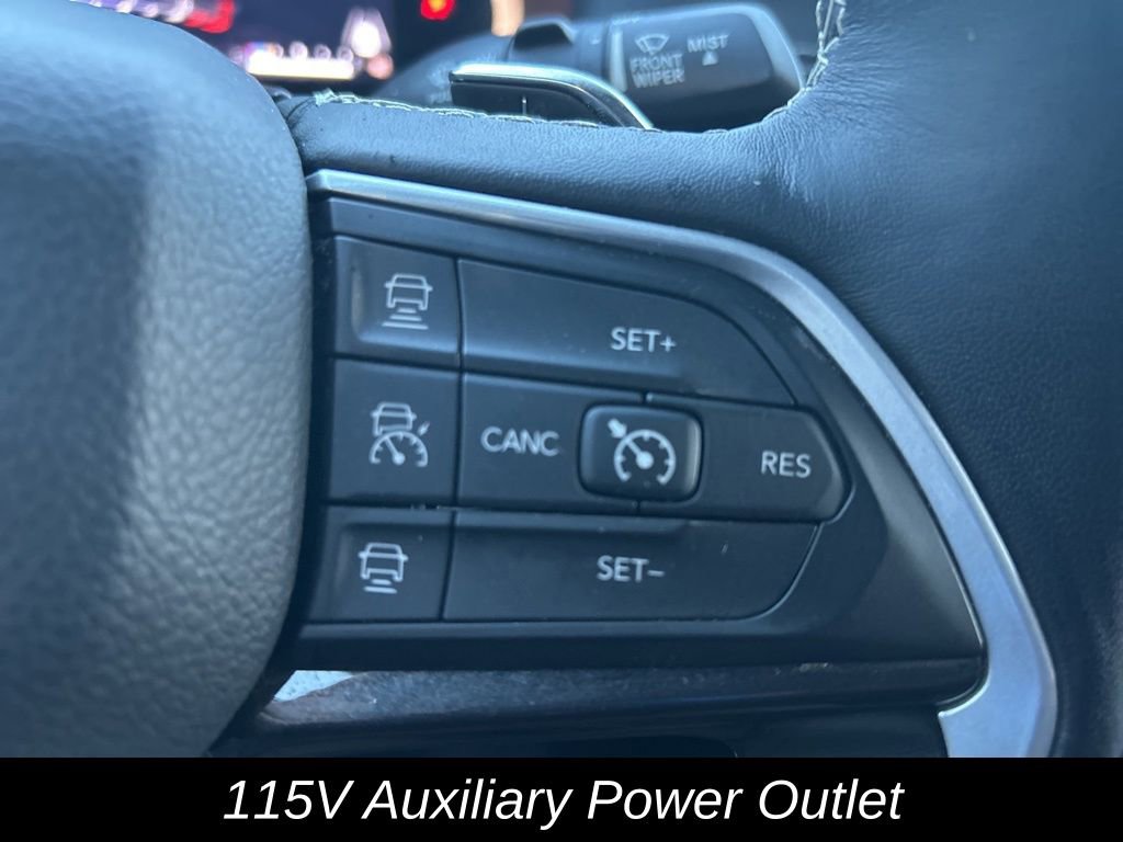 Used 2022 Jeep Grand Cherokee L Laredo w/ Luxury Tech Group I image 22