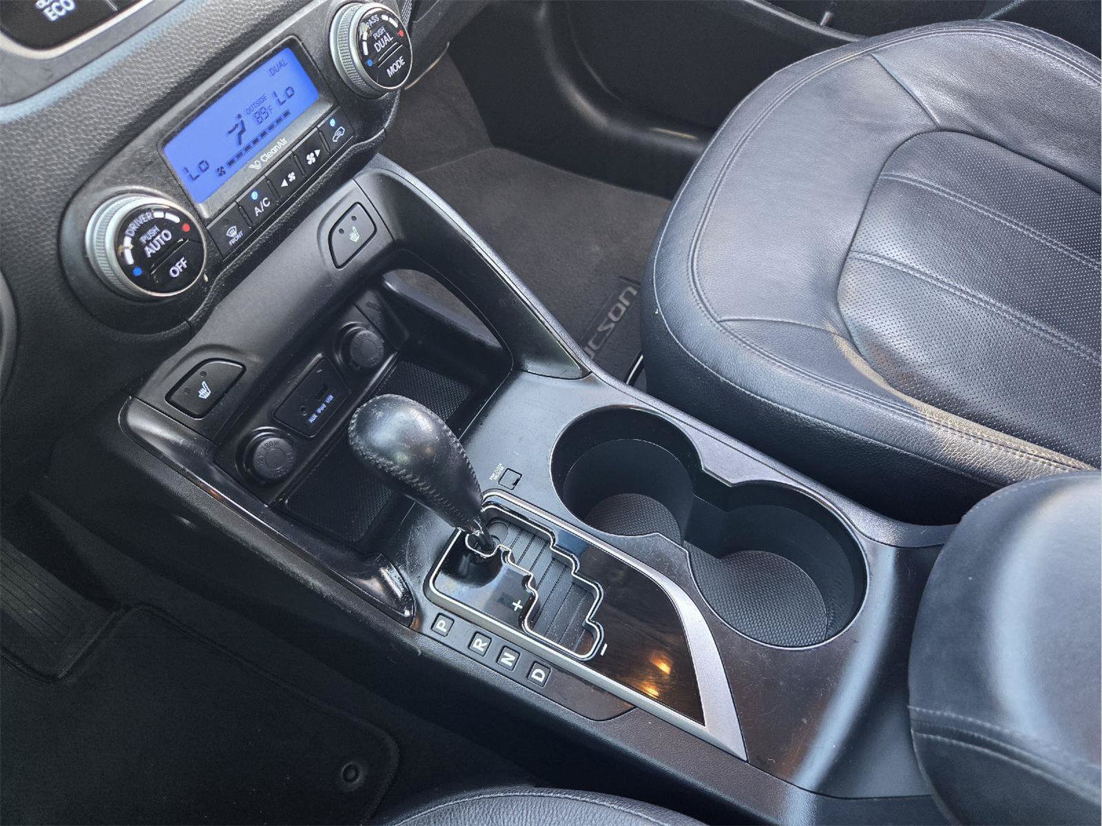 Used 2013 Hyundai Tucson Limited FWD image 19