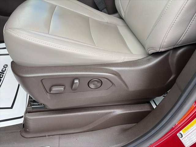 Used 2021 Chevrolet Suburban LT w/ LT Signature Package image 16