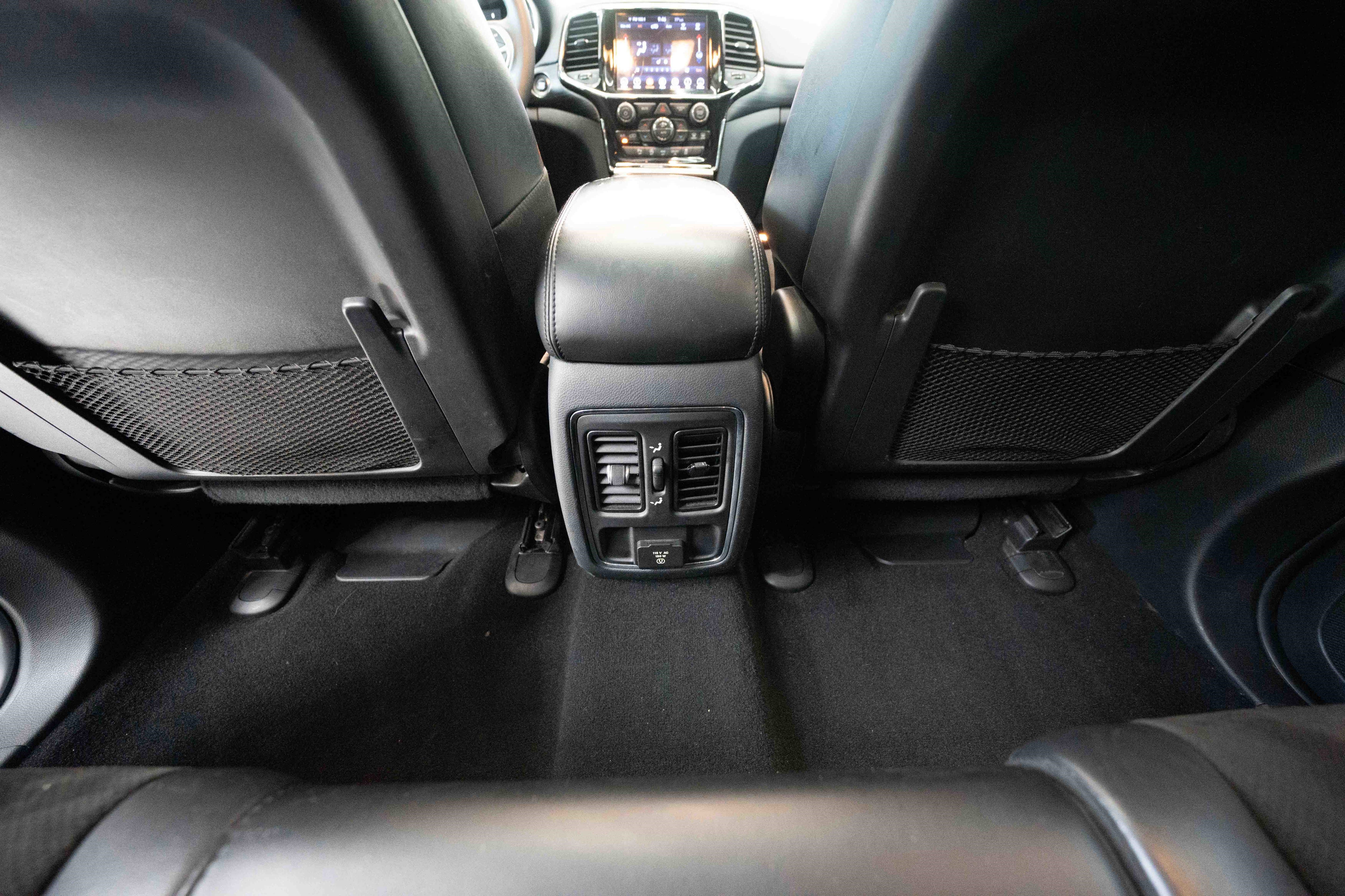 Used 2019 Jeep Grand Cherokee Altitude AWD/4WD image 21