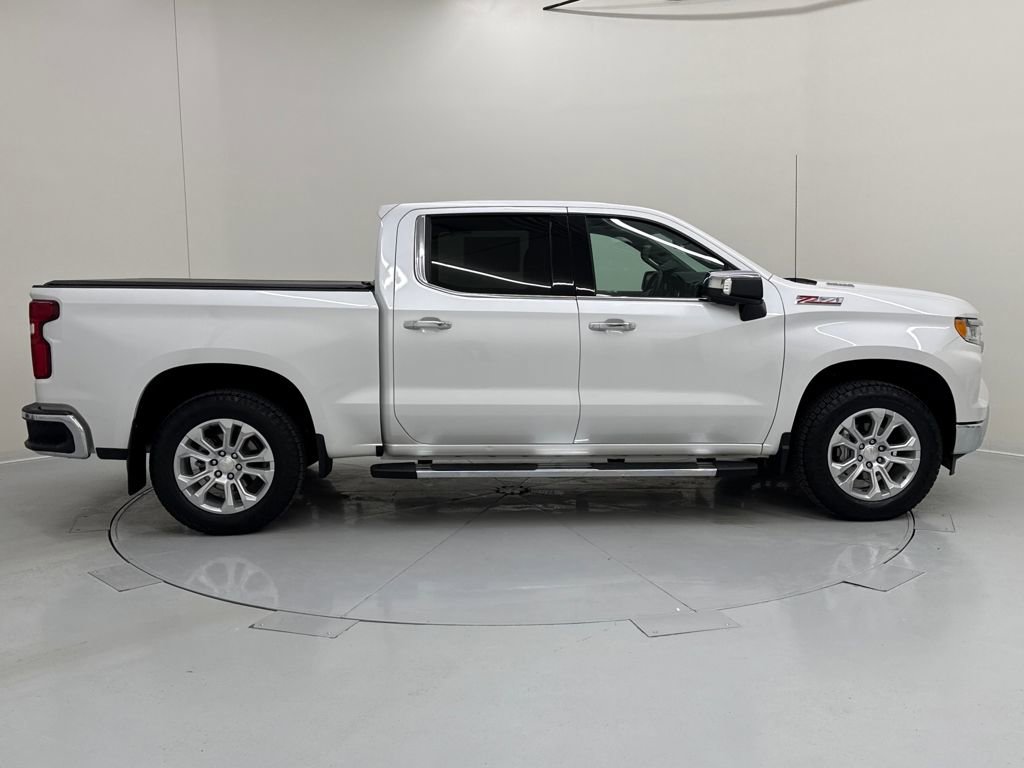 Used 2024 Chevrolet Silverado 1500 LTZ w/ LTZ Premium Package image 6