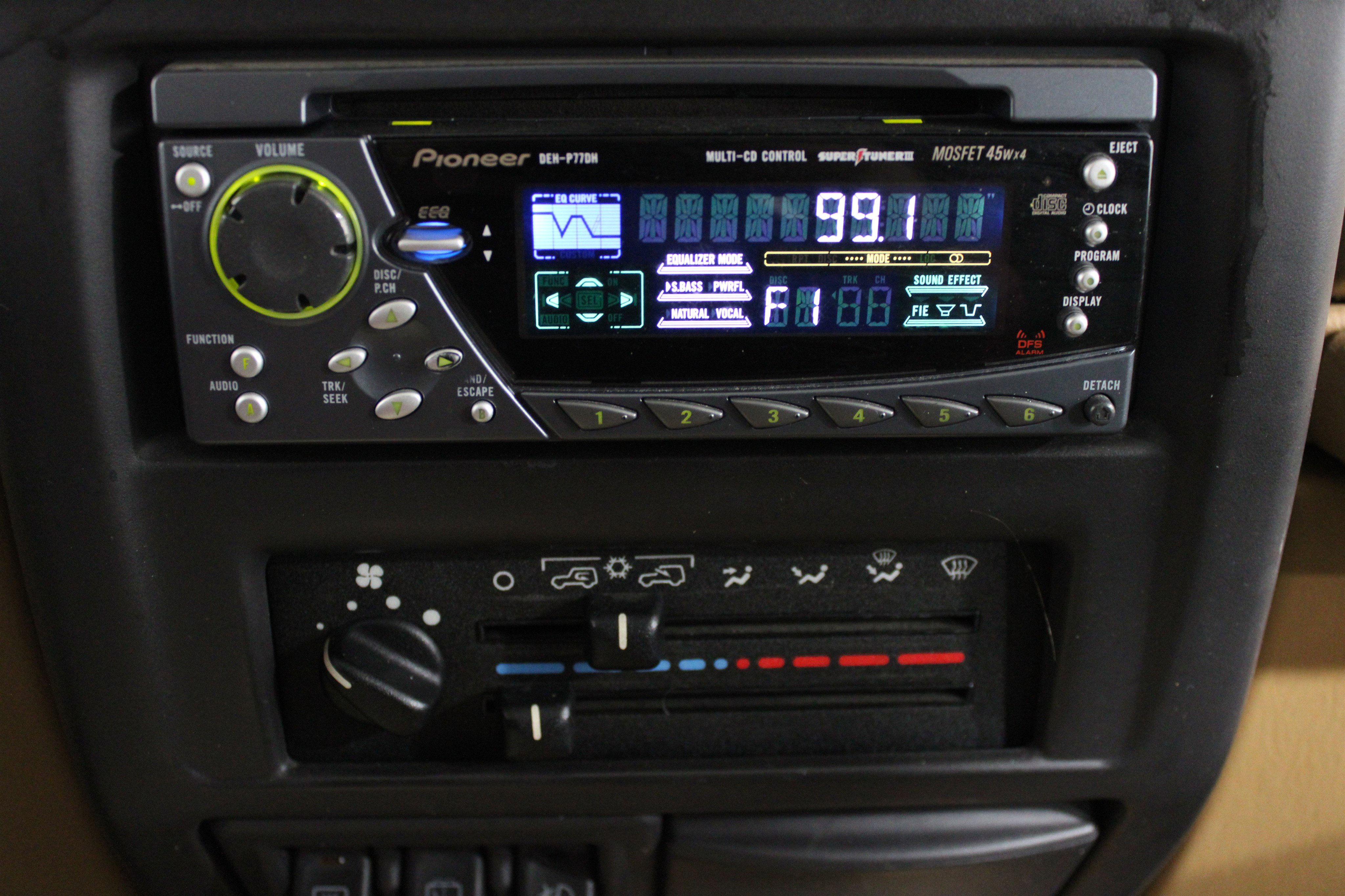 Used 1998 Jeep Wrangler Sahara AWD/4WD image 10