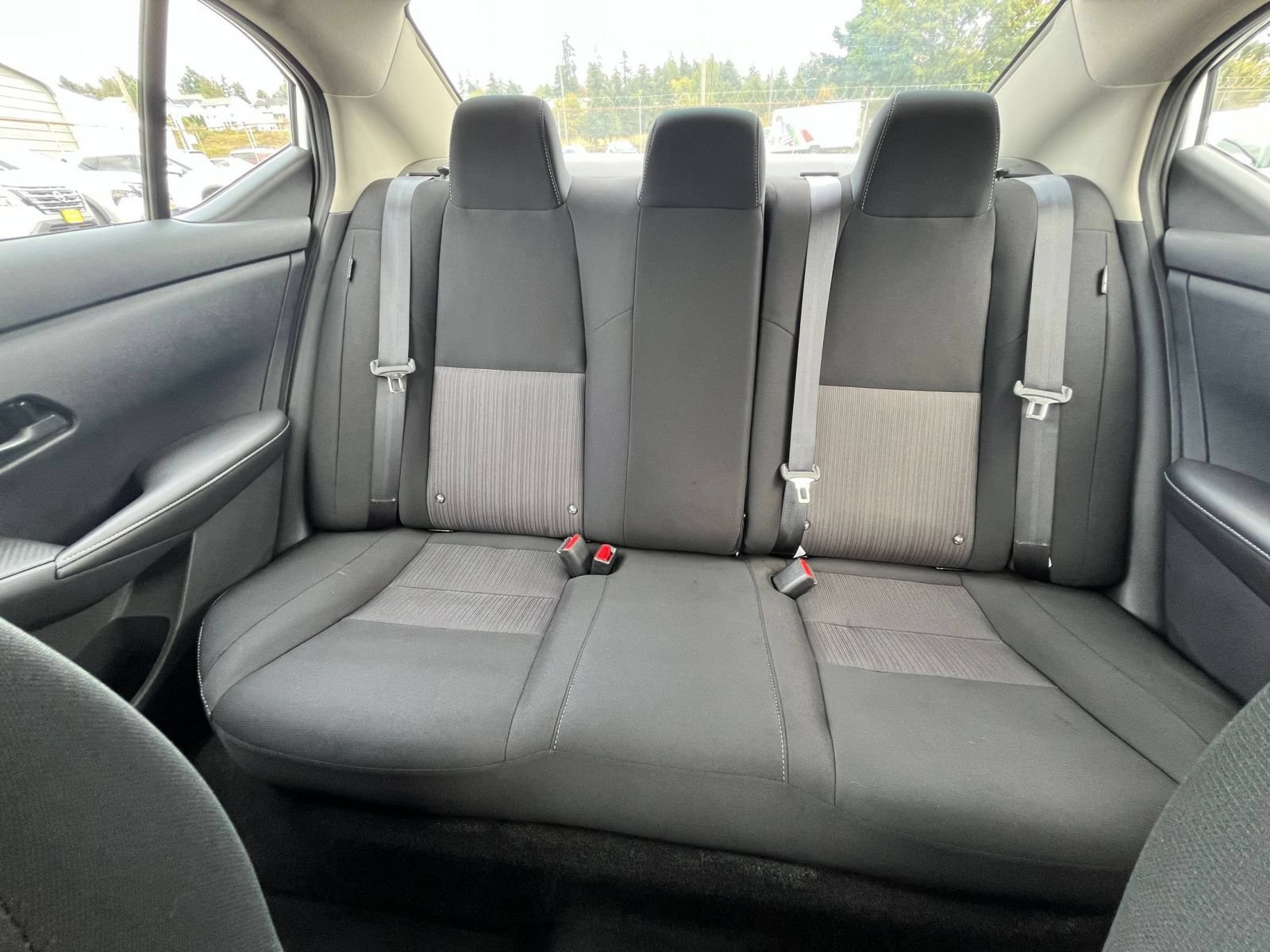 Used 2025 Nissan Sentra SV FWD image 37
