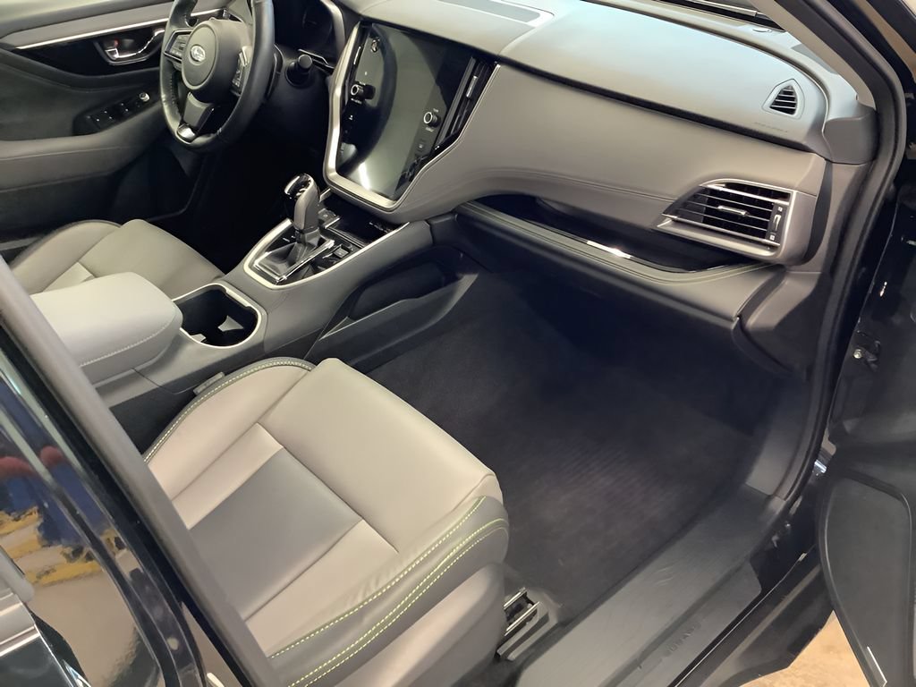Certified 2024 Subaru Outback Onyx Edition XT AWD/4WD image 14